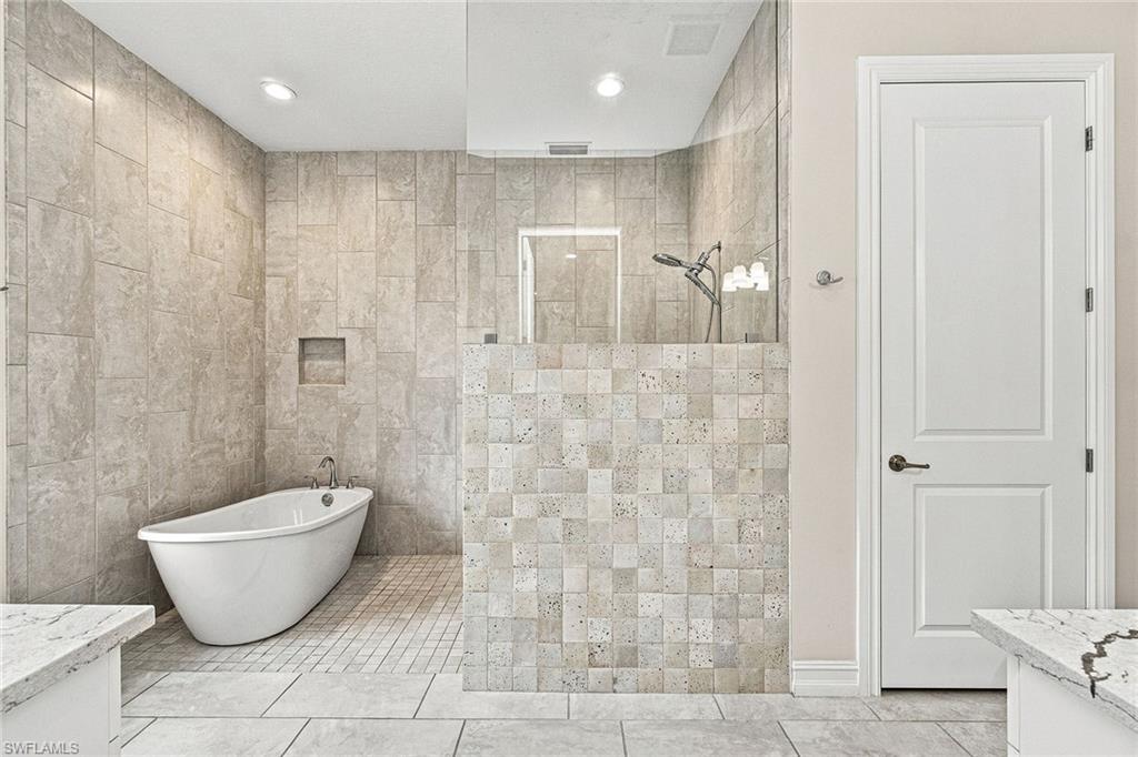 9563 Via Lago Way Property Photo 9