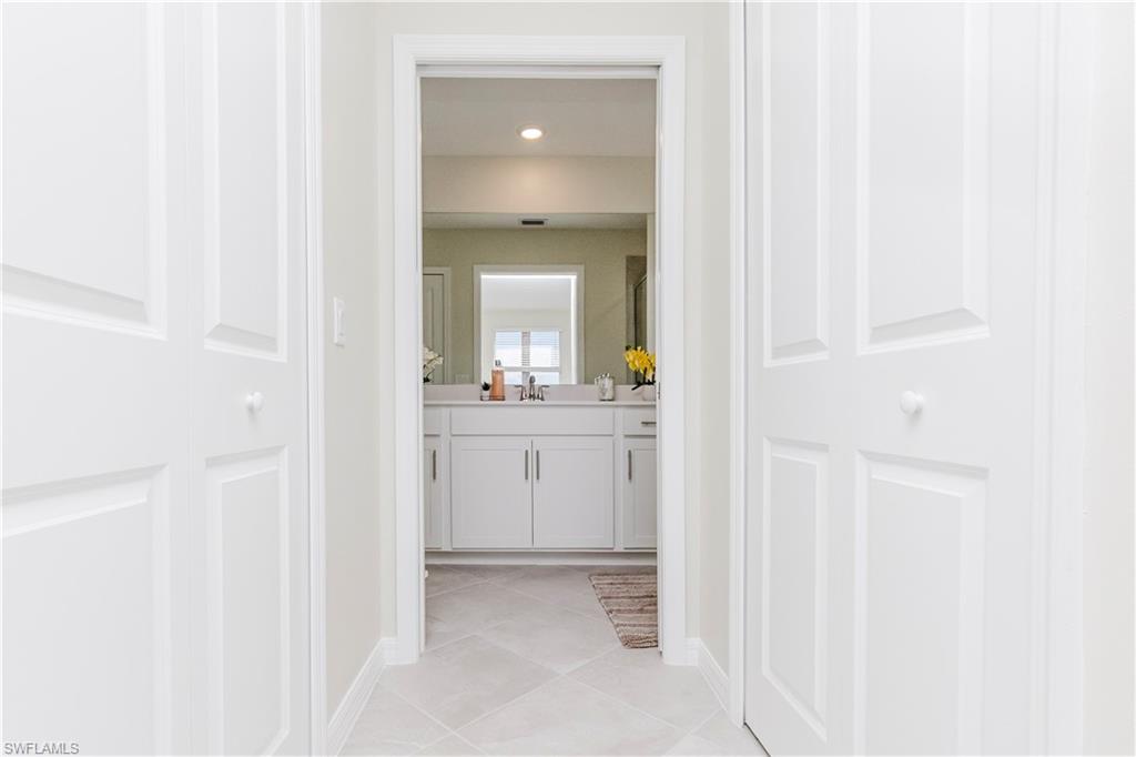 5583 Double Eagle Cir 4115 Property Photo 9