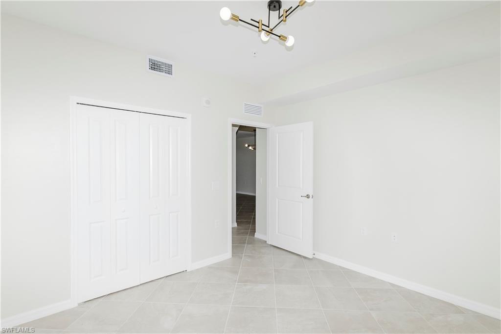 5583 Double Eagle Cir 4115 Property Photo 11