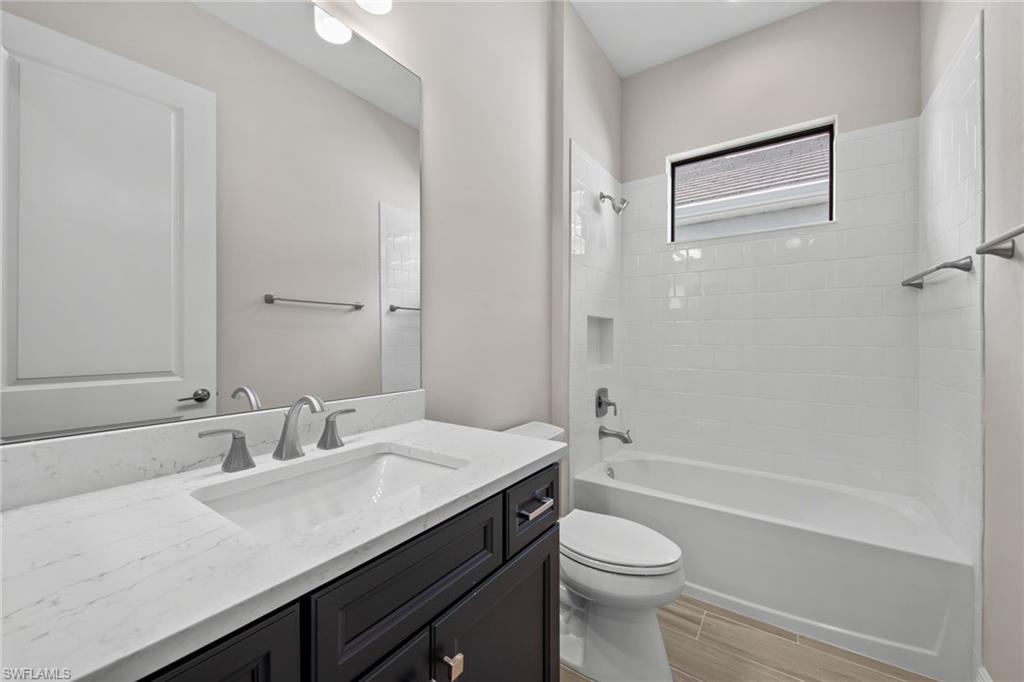 4671 Skysail Dr Property Photo 4