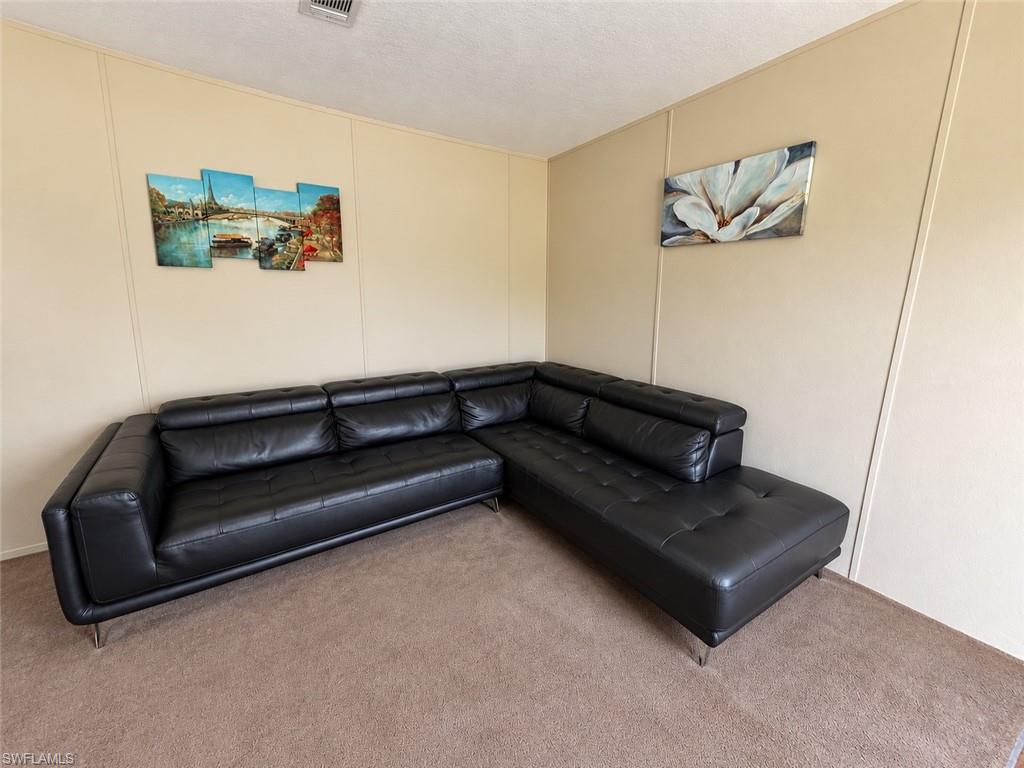 530 Olivo St Property Photo 10