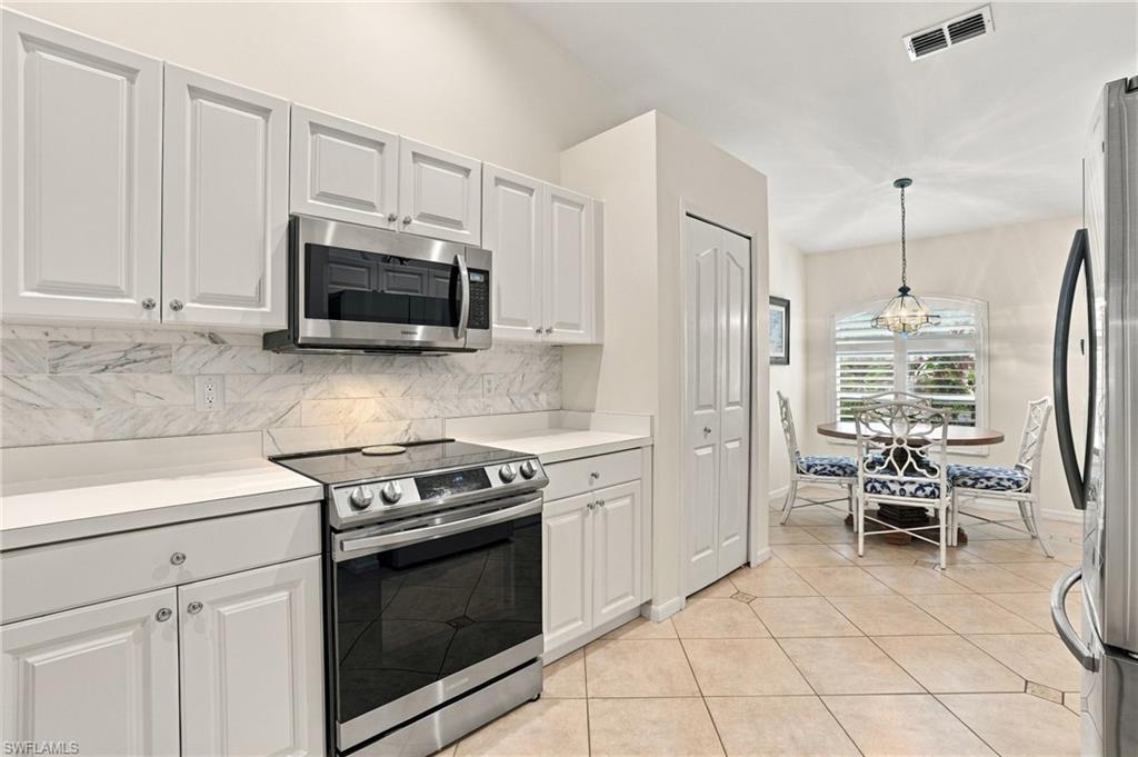 5253 Whitten Dr Property Photo 11