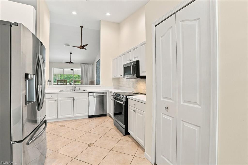 5253 Whitten Dr Property Photo 15