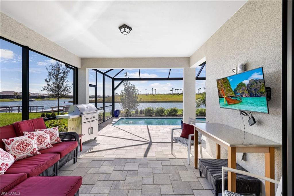 12041 Canal Grande Dr Property Photo 1