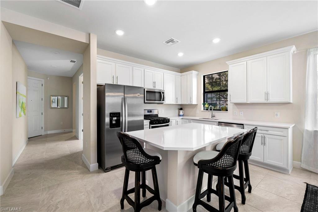 12041 Canal Grande Dr Property Photo 5