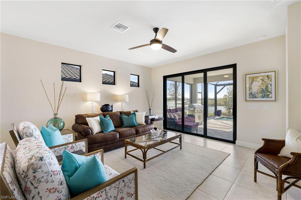 12041 Canal Grande Dr Property Photo 8