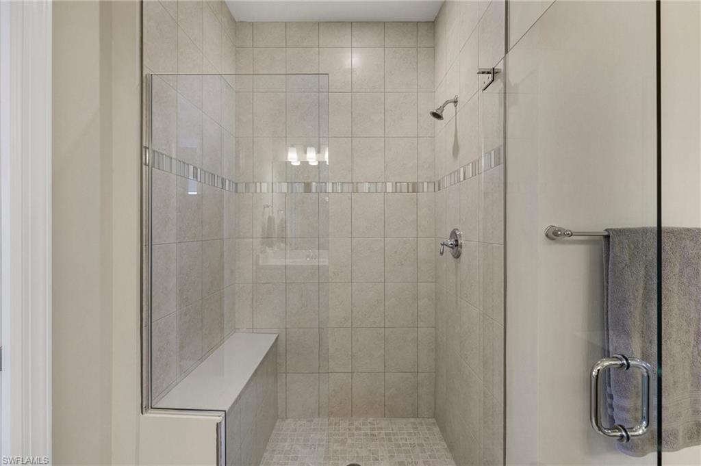 12041 Canal Grande Dr Property Photo 18