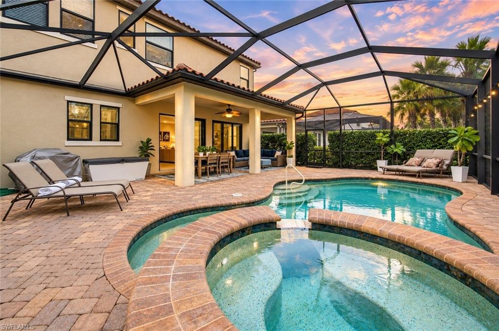 4391 Raffia Palm Cir Property Photo 2