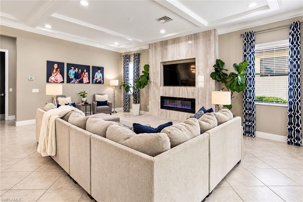 4391 Raffia Palm Cir Property Photo 12