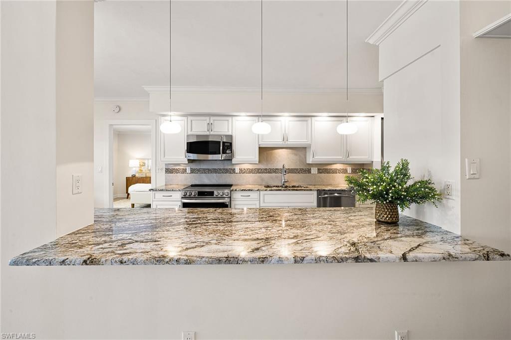 3401 Gulf Shore Blvd N 205 Property Photo 12