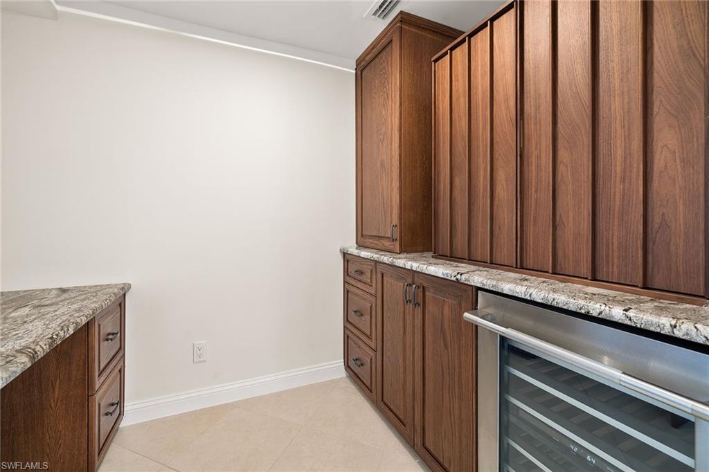 3401 Gulf Shore Blvd N 205 Property Photo 16