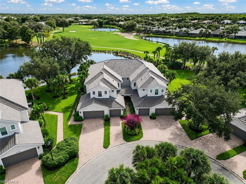 9111 Palmetto Ridge Dr 201 Property Photo 2