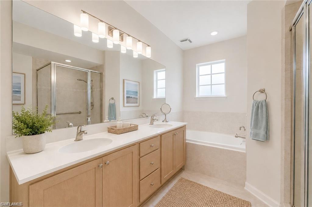 9111 Palmetto Ridge Dr 201 Property Photo 12