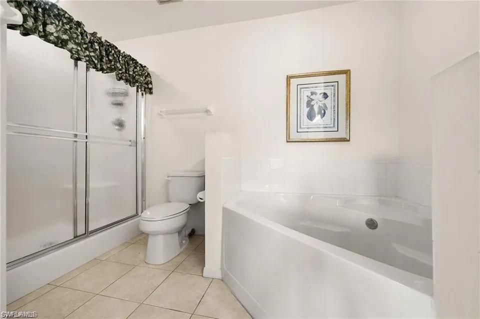 1346 Mainsail Dr 1321 Property Photo 4