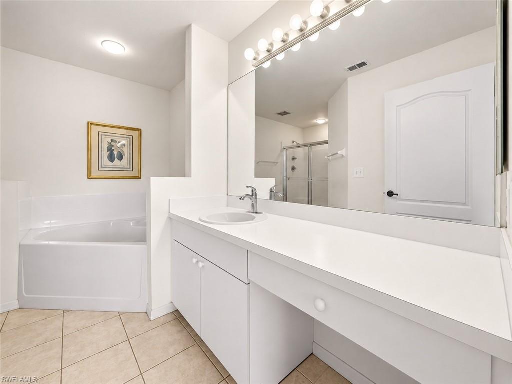 1346 Mainsail Dr 1321 Property Photo 5