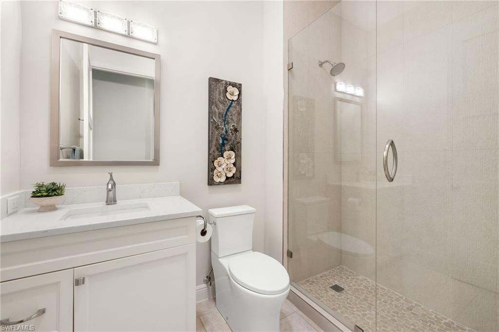 5035 Yacht Harbor Dr 203 Property Photo 12