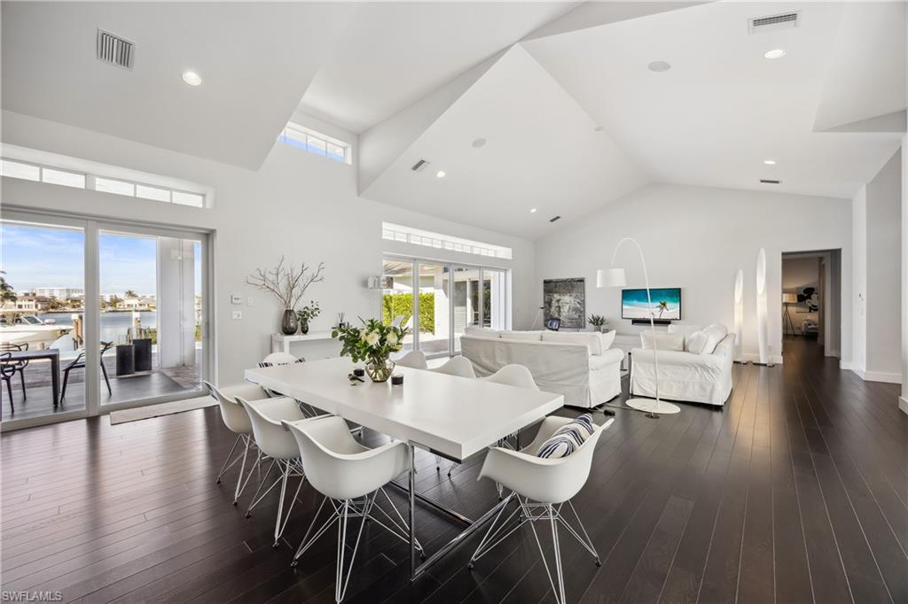 299 Mermaids Bight Property Photo 7
