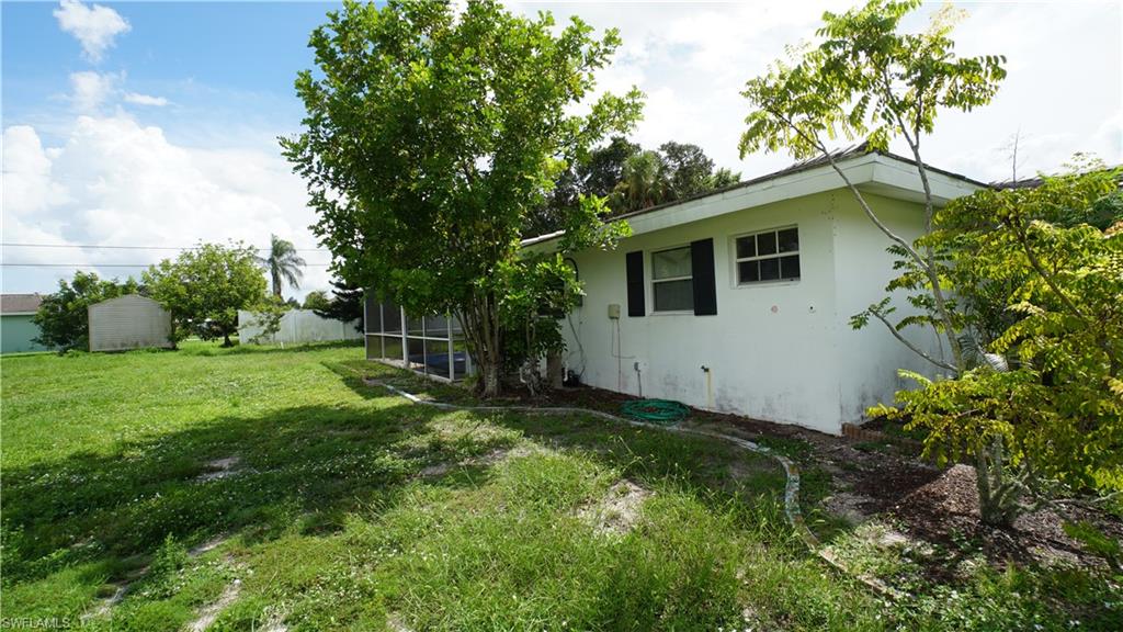 320 Hollywood St Property Photo 3