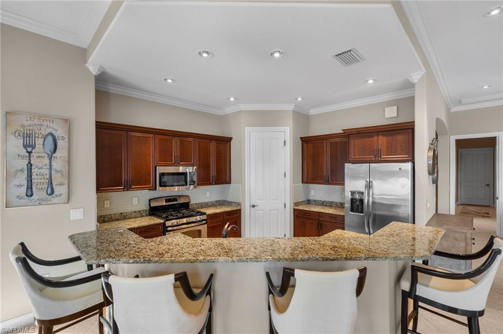6324 Serano Way Property Photo 7