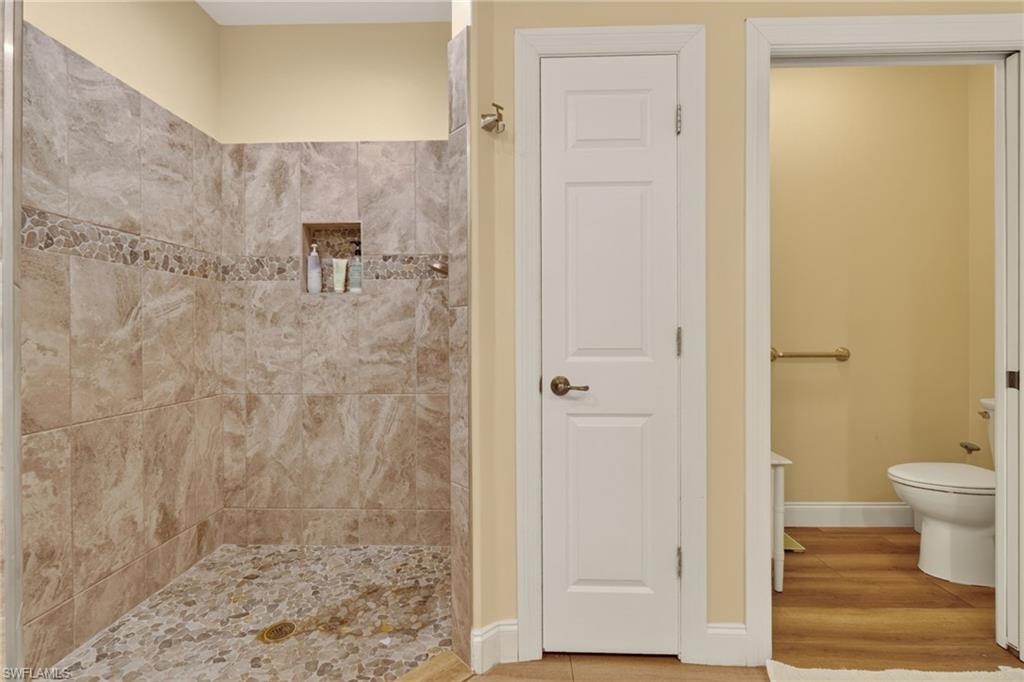 26846 Wyndhurst Ct 101 Property Photo 20