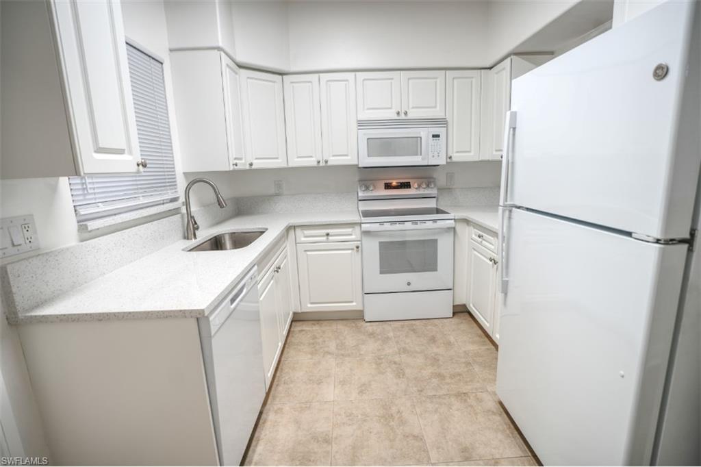4160 Castilla Cir 204 Property Photo 5