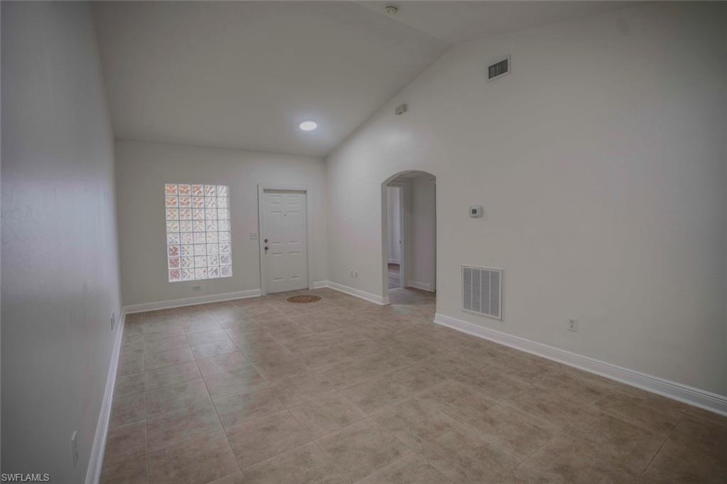 4160 Castilla Cir 204 Property Photo 6