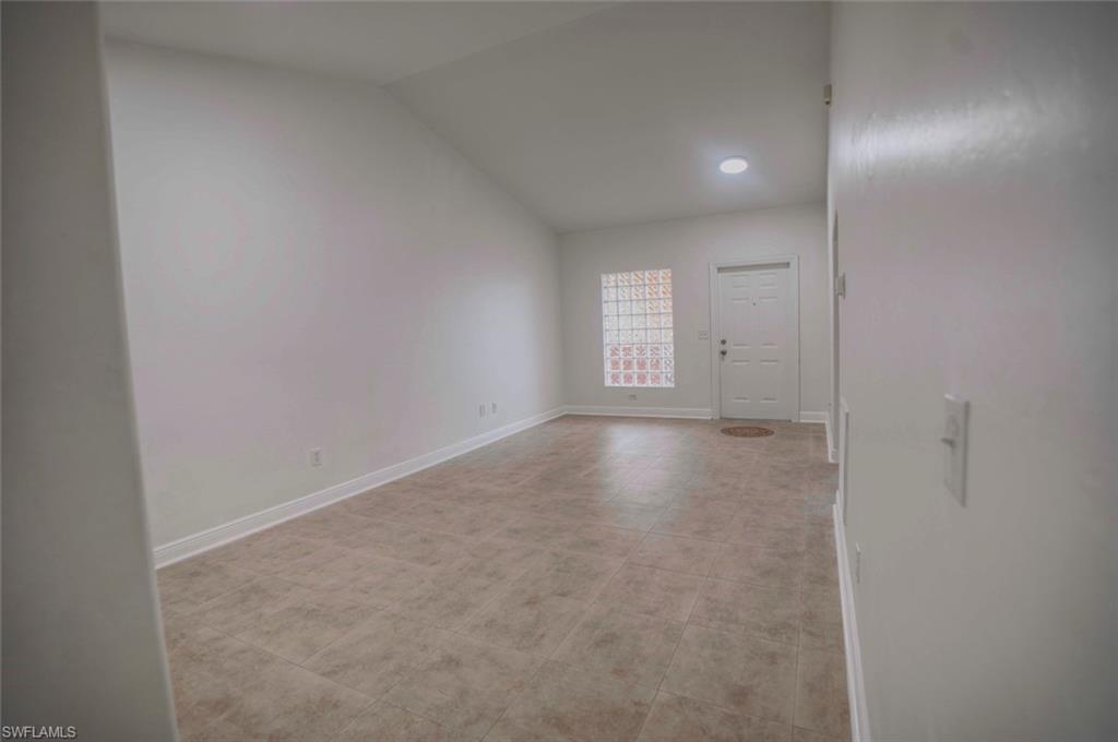 4160 Castilla Cir 204 Property Photo 7