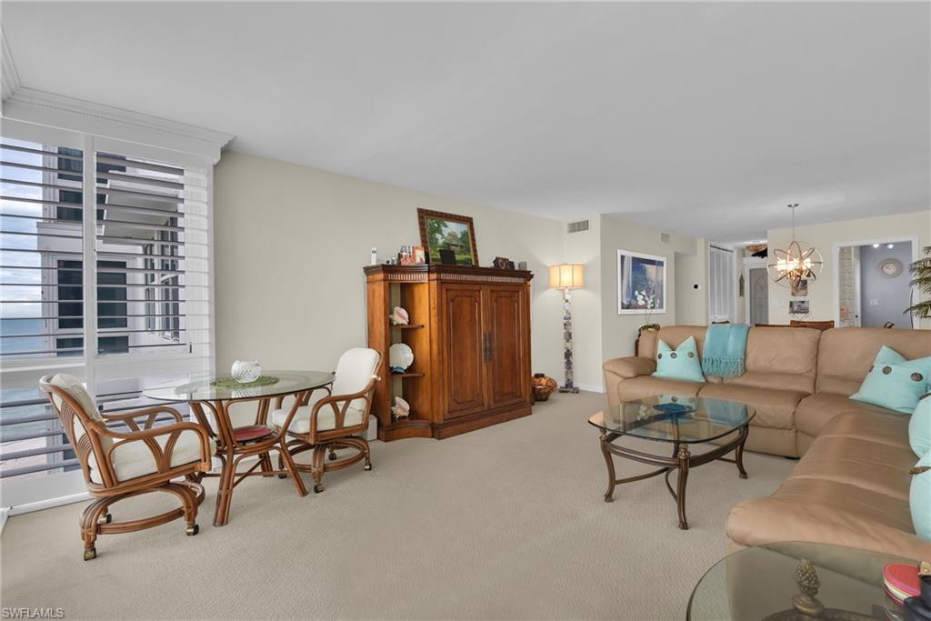 2121 Gulf Shore Blvd N 402 Property Photo 4