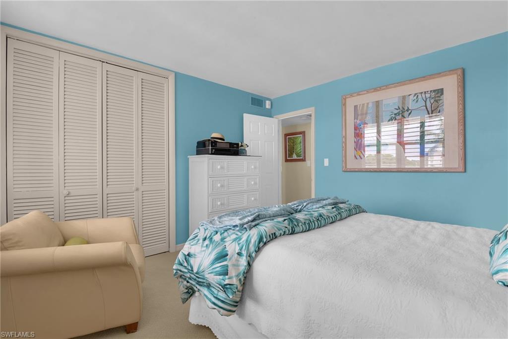 2121 Gulf Shore Blvd N 402 Property Photo 17