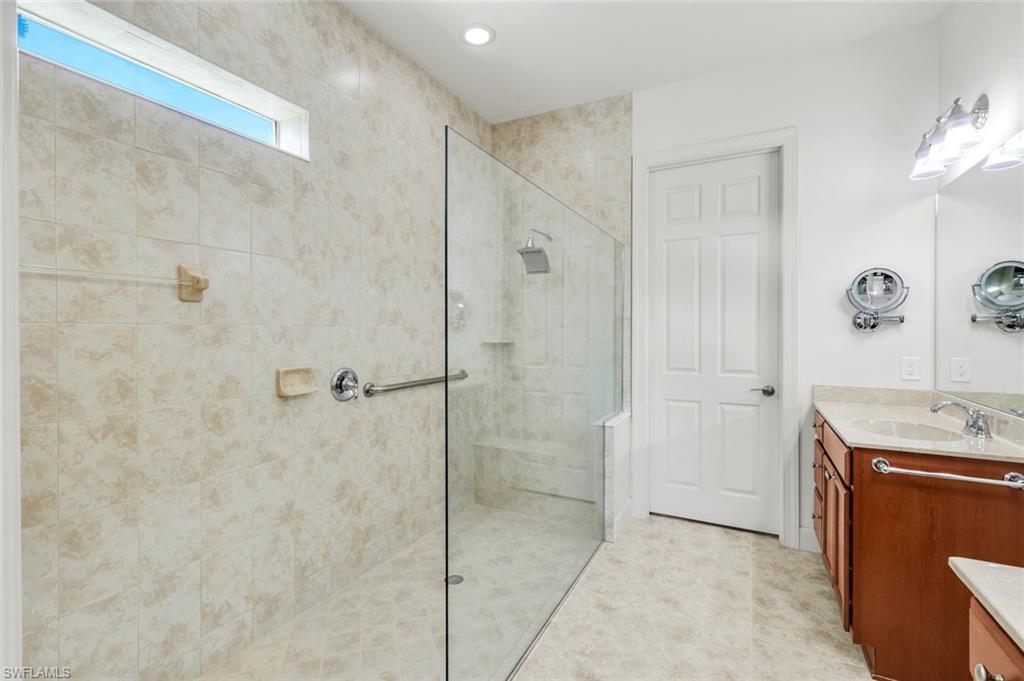9065 Siesta Bay Dr Property Photo 20