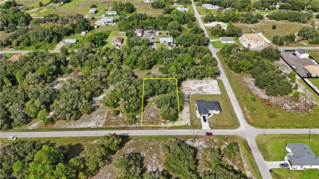 1621 Jackson Ave Property Photo 3