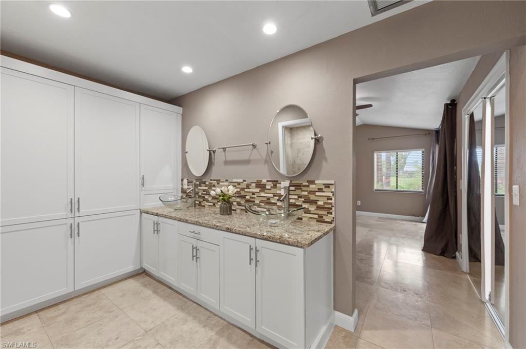 28417 Highgate Dr Property Photo 20