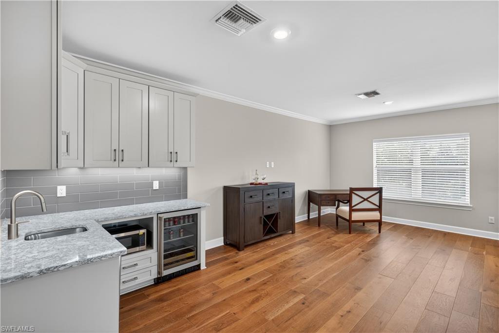 8709 Cavano St Property Photo 15
