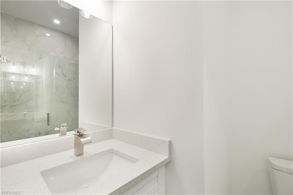 671 Kodak St Property Photo 8