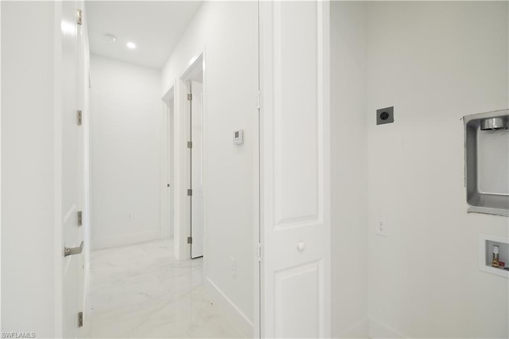 671 Kodak St Property Photo 9