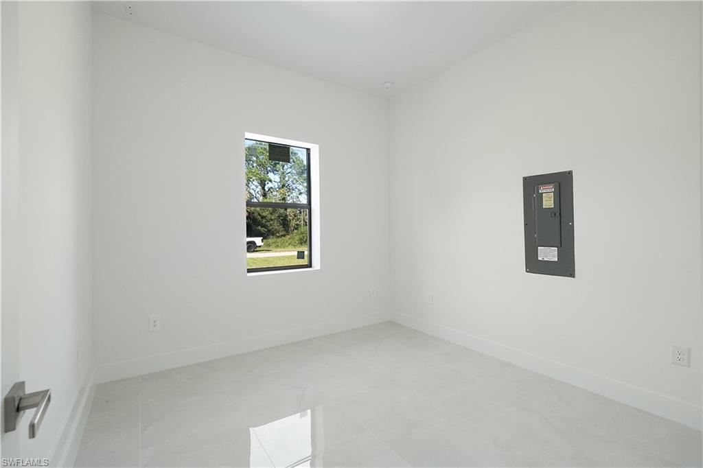 671 Kodak St Property Photo 13