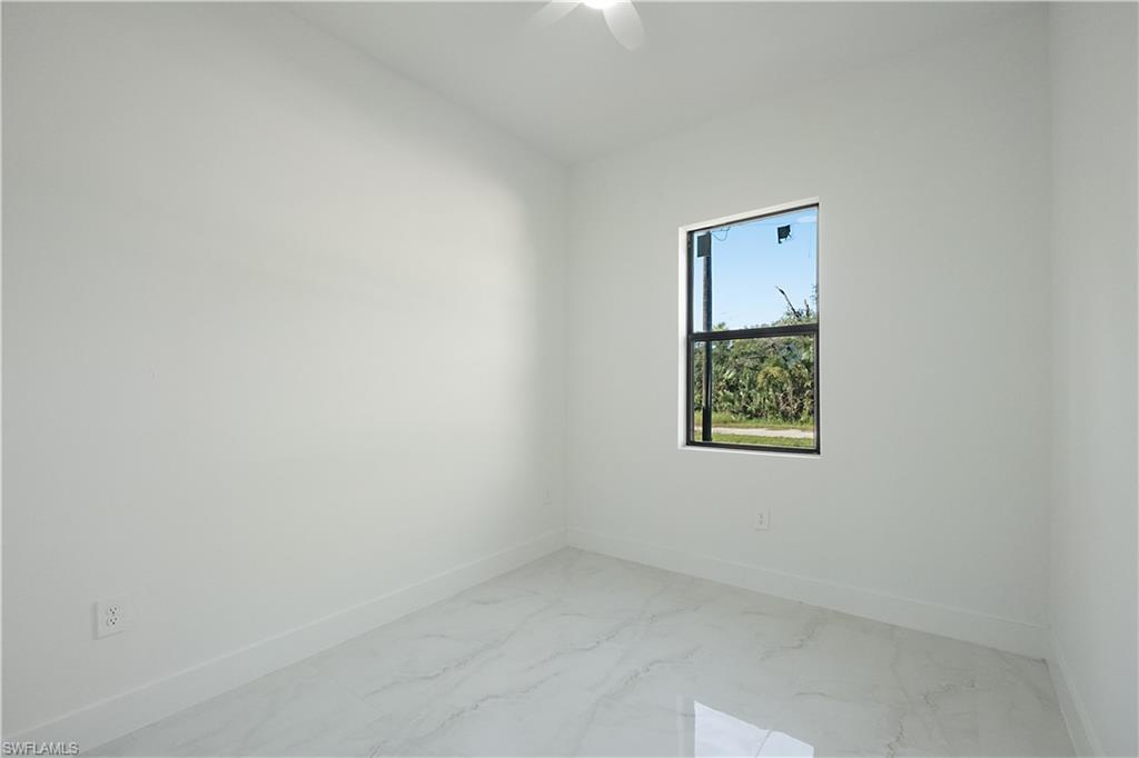 671 Kodak St Property Photo 16