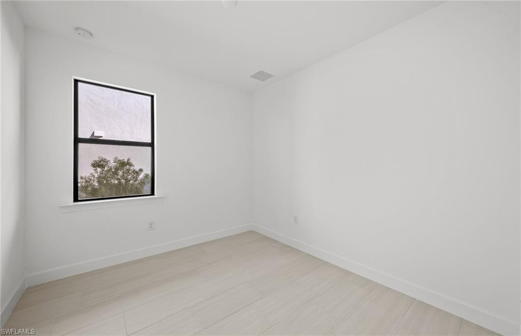 2151 Freemont Way Property Photo 9