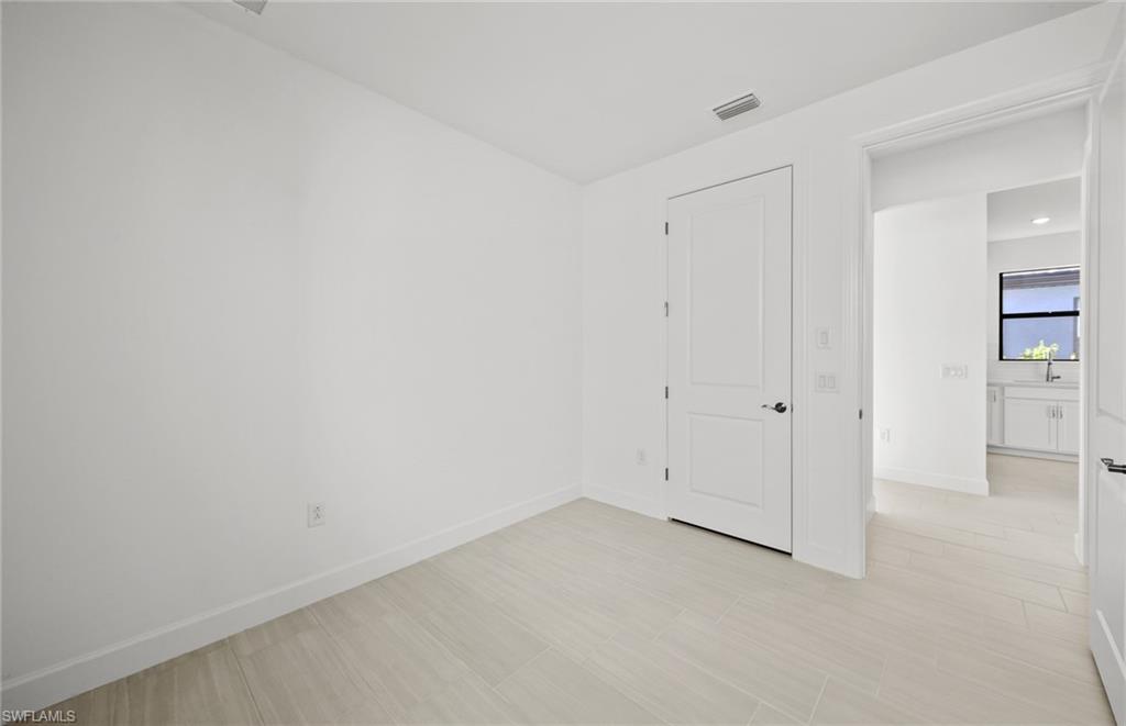 2151 Freemont Way Property Photo 10