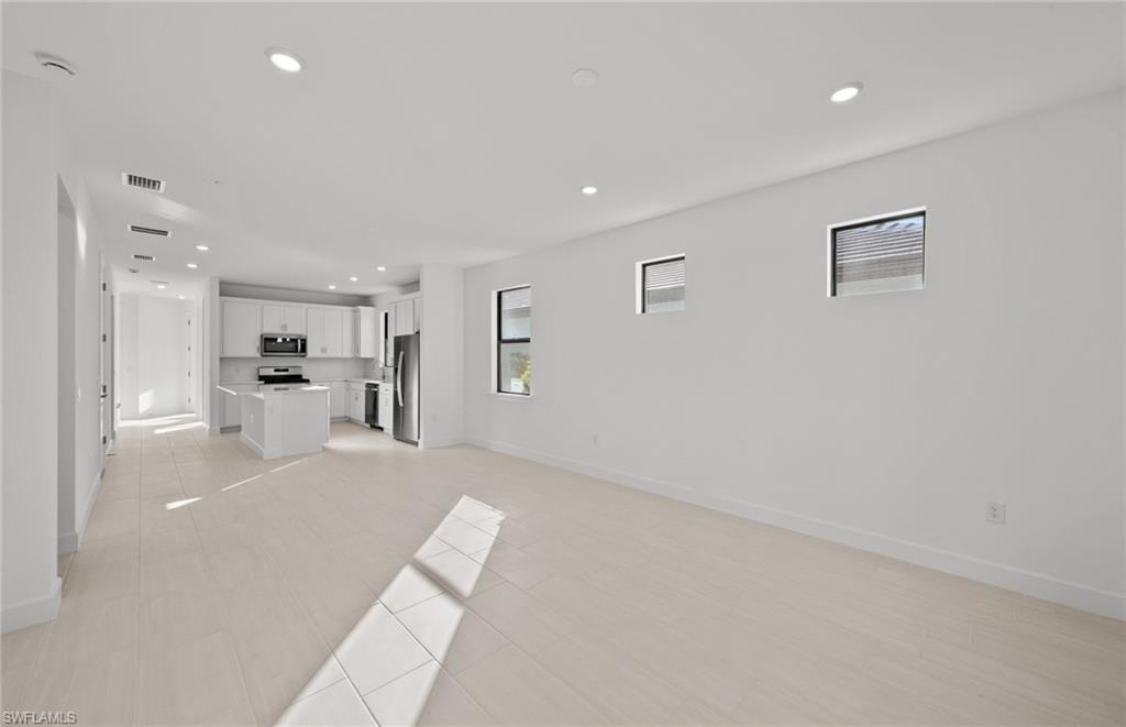 2151 Freemont Way Property Photo 18