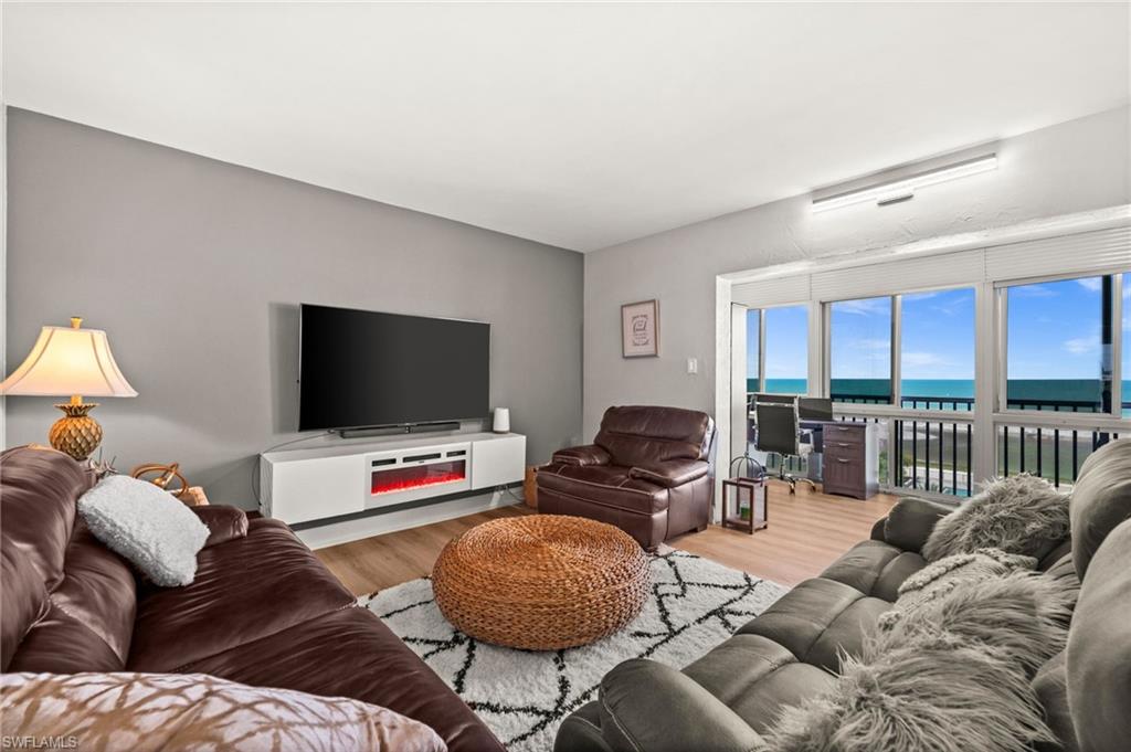 7000 Estero Blvd 405 Property Photo 4