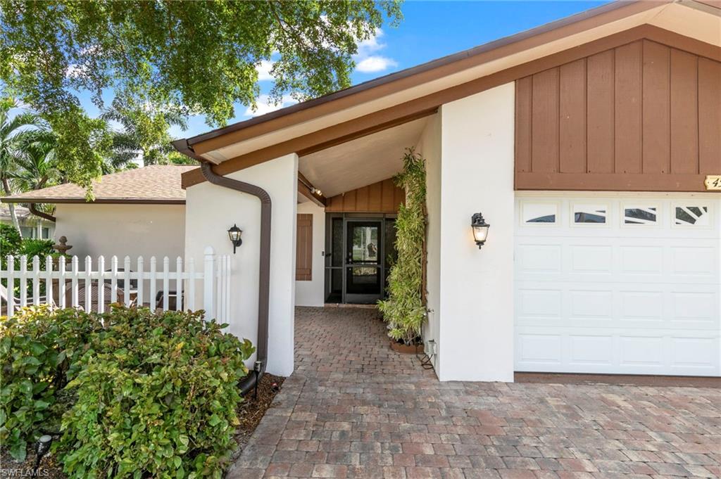 4515 Lakewood Blvd Property Photo 4