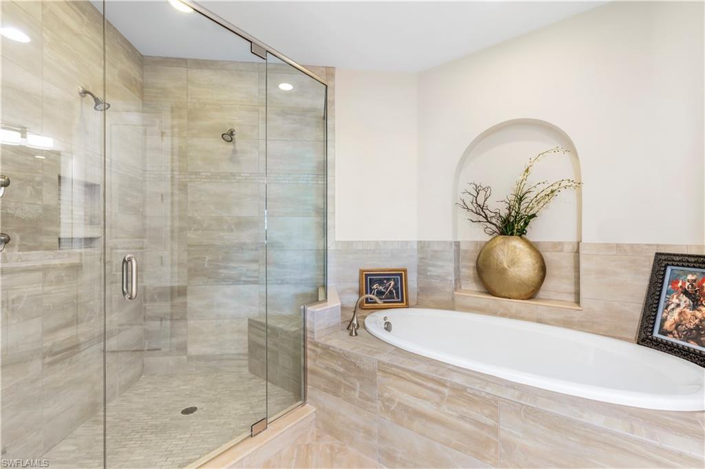 4770 Via Del Corso Ln 201 Property Photo 17