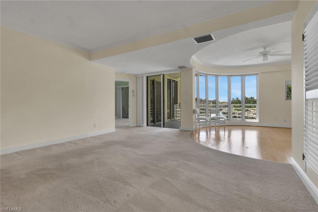4500 Gulf Shore Blvd N 1-211 Property Photo 12