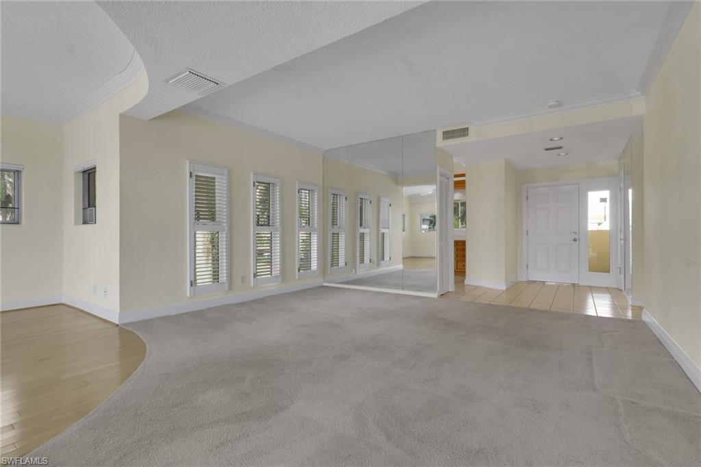4500 Gulf Shore Blvd N 1-211 Property Photo 13