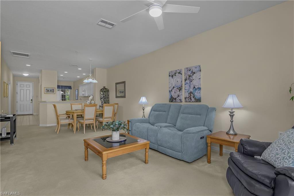 4863 Hampshire Ct 104 Property Photo 9