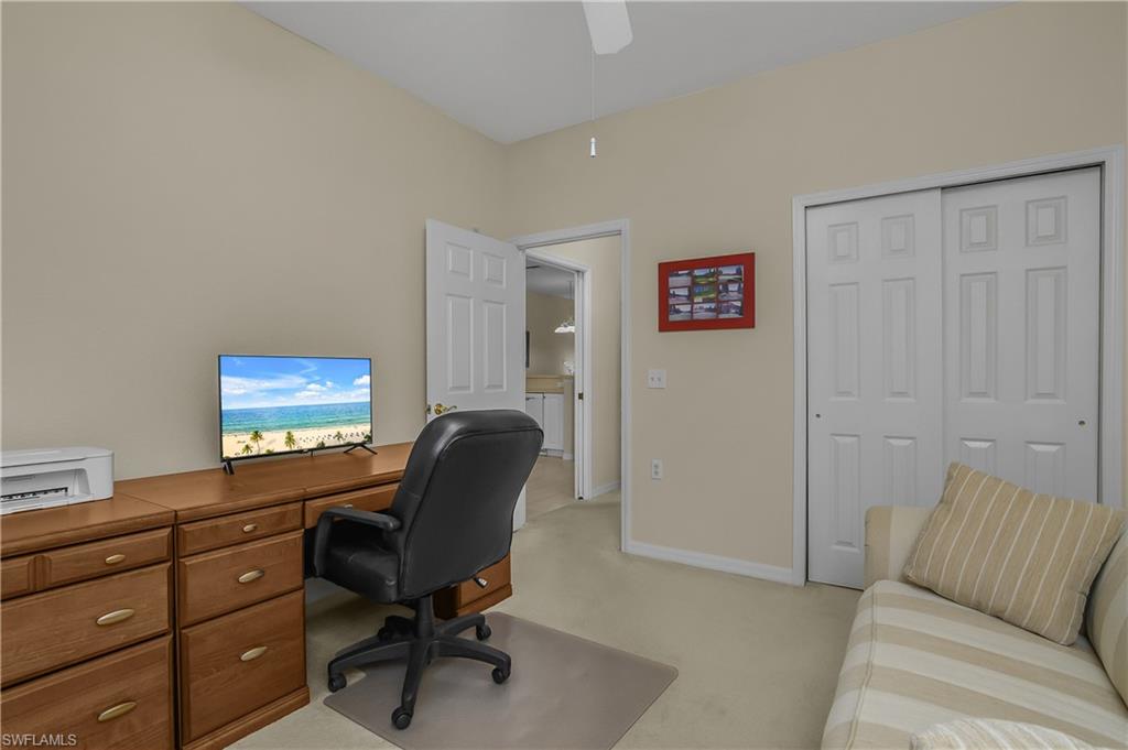 4863 Hampshire Ct 104 Property Photo 23