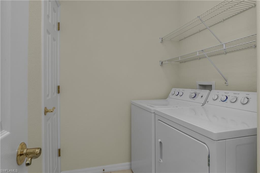 4863 Hampshire Ct 104 Property Photo 25