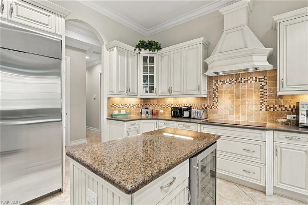 6590 Costa Cir Property Photo 11