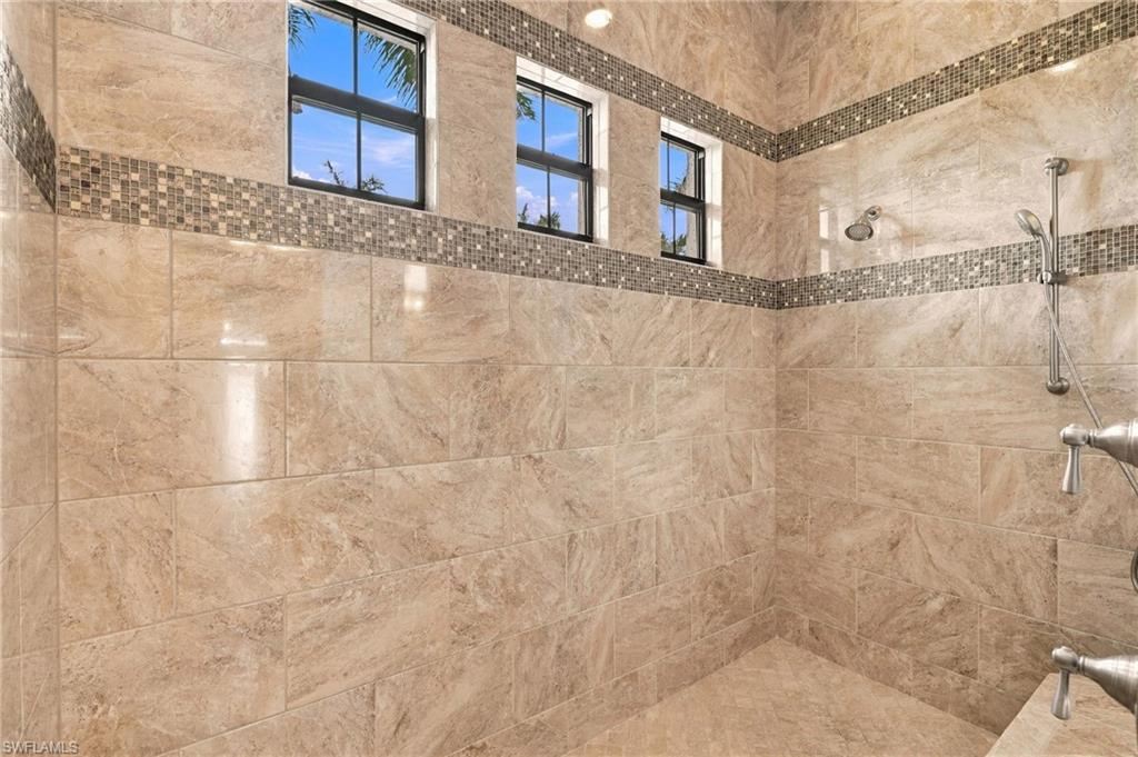 6590 Costa Cir Property Photo 20